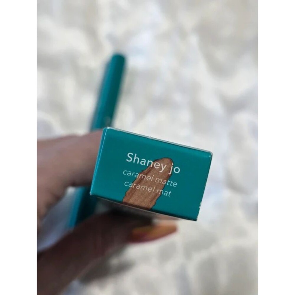 Thrive Infinity Waterproof Eyeshadow Stick - Shaney Jo(caramel matte) - Picture 3 of 14